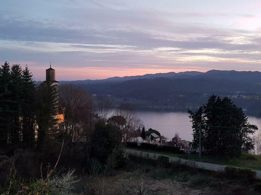 Villa Le Vignole Ameno Bagian luar foto