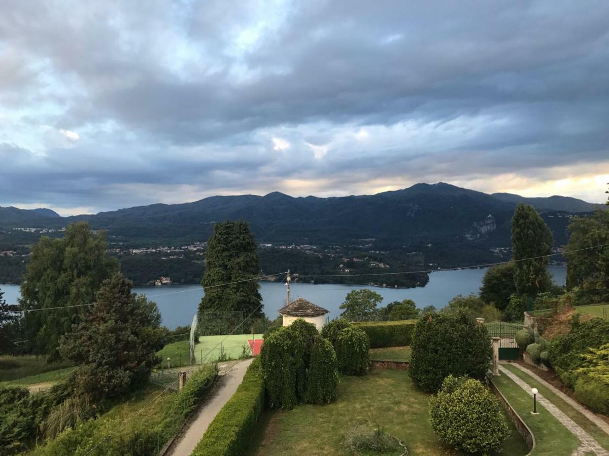 Villa Le Vignole Ameno Bagian luar foto